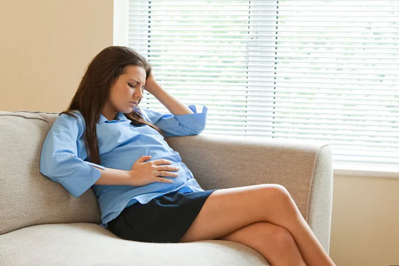 Dấu hiệu tụt cổ tử cung khi mang thai