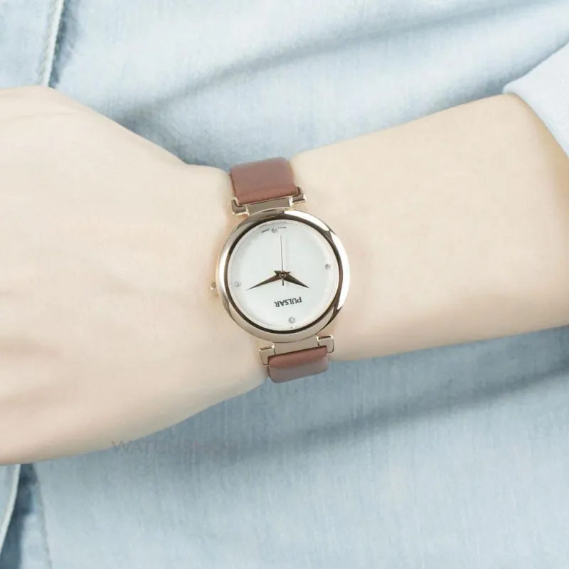 Đồng hồ dành cho những bạn nữ yêu thích sự tối giản