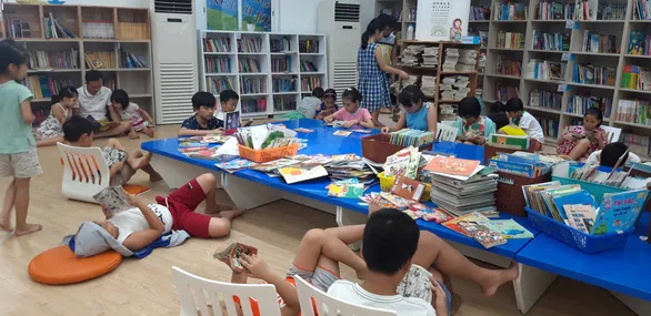 Mỗi người Việt đọc 1,2 quyển sách một năm - Ảnh 1.