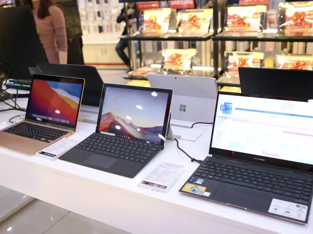 Thị phần laptop tại Việt năm 2021